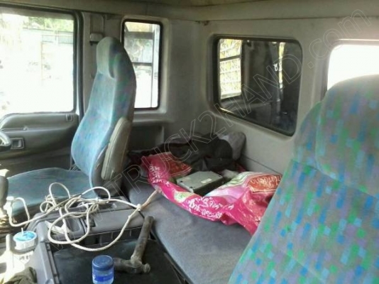 รถบรรทุกพ่วงแม่ลูก แม่-ลูก ยี่ห้อ NISSAN รถบรรทุกพ่วงแม่ลูก แม่-ลูก ยี่ห้อ NISSAN