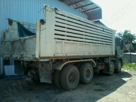 รถบรรทุกพ่วงแม่ลูก แม่-ลูก ยี่ห้อ NISSAN รถบรรทุกพ่วงแม่ลูก แม่-ลูก ยี่ห้อ NISSAN