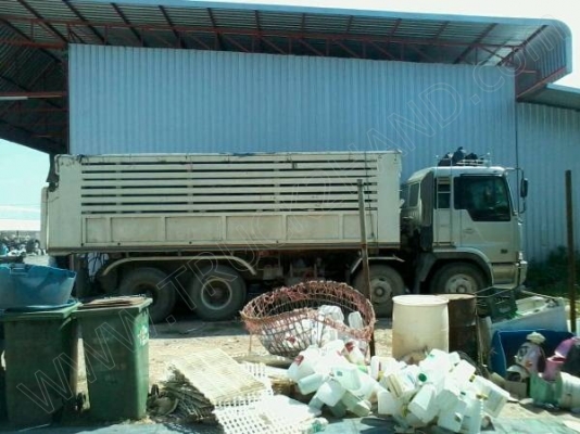 รถบรรทุกพ่วงแม่ลูก แม่-ลูก ยี่ห้อ NISSAN รถบรรทุกพ่วงแม่ลูก แม่-ลูก ยี่ห้อ NISSAN