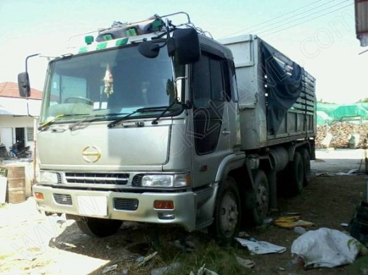 รถบรรทุกพ่วงแม่ลูก แม่-ลูก ยี่ห้อ NISSAN รถบรรทุกพ่วงแม่ลูก แม่-ลูก ยี่ห้อ NISSAN