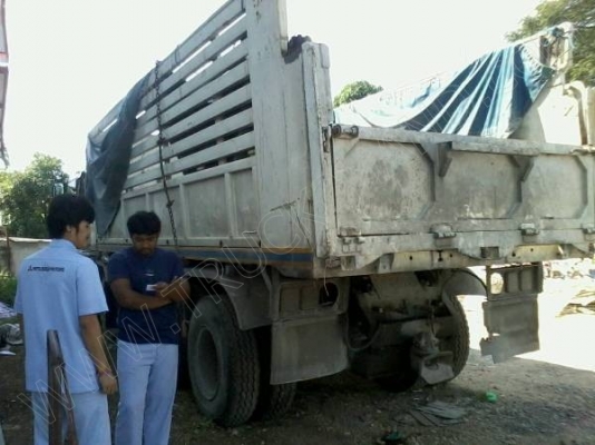 รถบรรทุกพ่วงแม่ลูก แม่-ลูก ยี่ห้อ NISSAN รถบรรทุกพ่วงแม่ลูก แม่-ลูก ยี่ห้อ NISSAN