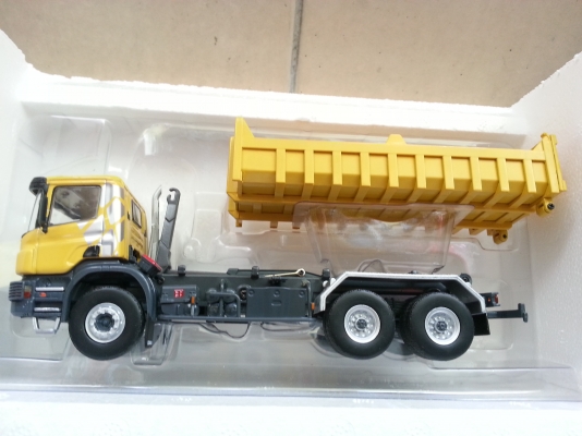 ขายโมเดลรถscania  P380 สเกล1:50ครับ พร้อมส่งครับ
