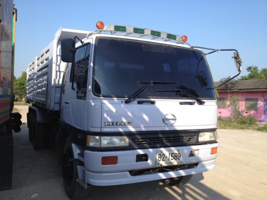 ขายFM1J เครื่องHO7C เทอโบ เกียร์ HO ช่วงล่างเดิมกระบะสามมิตรคัทซีสวยมาก ยางเต็ม แอร์เย็น