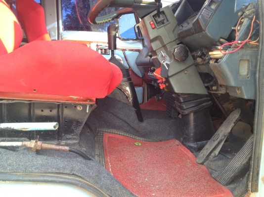 ขายRocky210 เครื่องเดิมเกียร์เดิม ช่วงล่างเดิม กระบะเหล็กสวยเดิม คัทซีสวยจัด