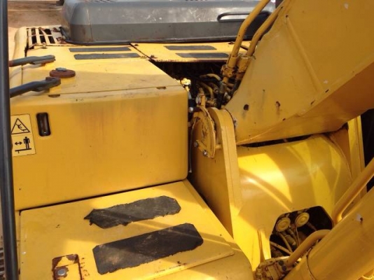 ขายรถแบคโฮ KOMATSU PC210LC-6 ทำงาน 5000 ชั่วโมง ปี2000 มี VDOครับ ระบบไฟฟ้าเต็ม รถนอกนำเข้าสภาพสวย ขายรถแบคโฮ KOMATSU PC210LC-6 ทำงาน 5000 ชั่วโมง ปี2000 มี VDOครับ ระบบไฟฟ้าเต็ม รถนอกนำเข้าสภาพสวย