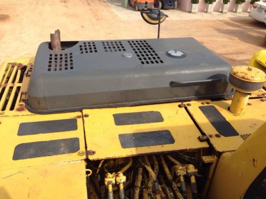 ขายรถแบคโฮ KOMATSU PC210LC-6 ทำงาน 5000 ชั่วโมง ปี2000 มี VDOครับ ระบบไฟฟ้าเต็ม รถนอกนำเข้าสภาพสวย ขายรถแบคโฮ KOMATSU PC210LC-6 ทำงาน 5000 ชั่วโมง ปี2000 มี VDOครับ ระบบไฟฟ้าเต็ม รถนอกนำเข้าสภาพสวย