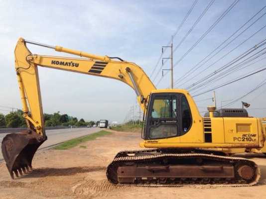 ขายรถแบคโฮ KOMATSU PC210LC-6 ทำงาน 5000 ชั่วโมง ปี2000 มี VDOครับ ระบบไฟฟ้าเต็ม รถนอกนำเข้าสภาพสวย