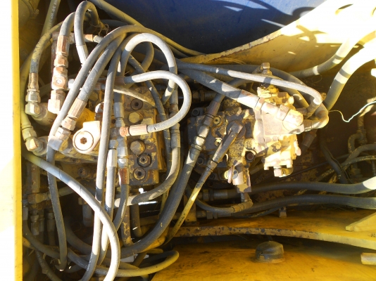 อีกคันที่อยากให้ได้ไปใช้ รถขุด KOBELCO SK120-1 อีกคันที่อยากให้ได้ไปใช้ รถขุด KOBELCO SK120-1