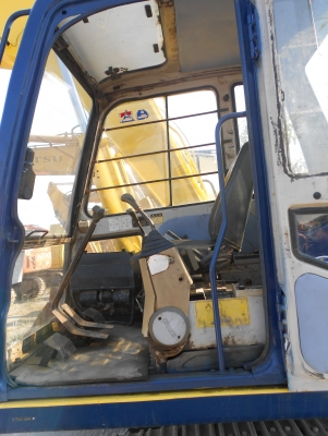 อีกคันที่อยากให้ได้ไปใช้ รถขุด KOBELCO SK120-1 อีกคันที่อยากให้ได้ไปใช้ รถขุด KOBELCO SK120-1