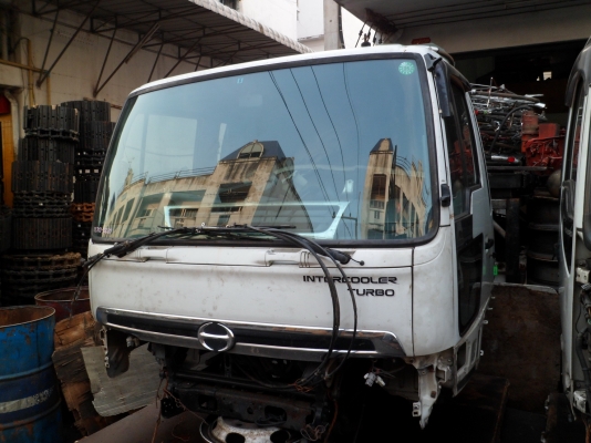 ขายหัวเก๋ง hino ไฮเทคหัวแคบ ตัดติดแซสซีส์