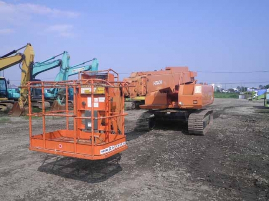 รถกระเช้า (สูง 22เมตร) Hitachi รุ่น: HX220B ซีเรียล:1ETP000028 ปี:2001 ชั่วโมง:5861 สต๊อกเรานำเข้ายี่ปุ่น