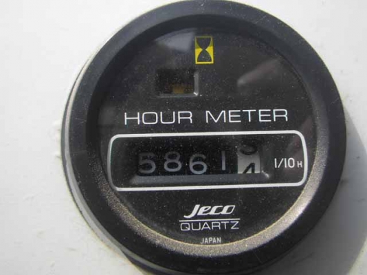 รถกระเช้า (สูง 22เมตร) Hitachi รุ่น: HX220B ซีเรียล:1ETP000028 ปี:2001 ชั่วโมง:5861 สต๊อกเรานำเข้ายี่ปุ่น