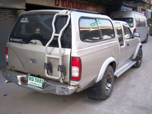 ขายรถกระบะนิสันฟรอนเทีย ปี99 แค็บ สีบรอนทอง เพาเวอร์กระจกไฟฟ้า แต่งเป็นเทอราโน่ เครื่อง2.4 ติดแก๊สLPG วิทยุCDเพาเวอร์แอมป์ยกสูง หลังคอยสปริง มีเกียร์ขับ2ขับ4 หลังคาแครี่บอย แอร์หลัง TEL.0890671028