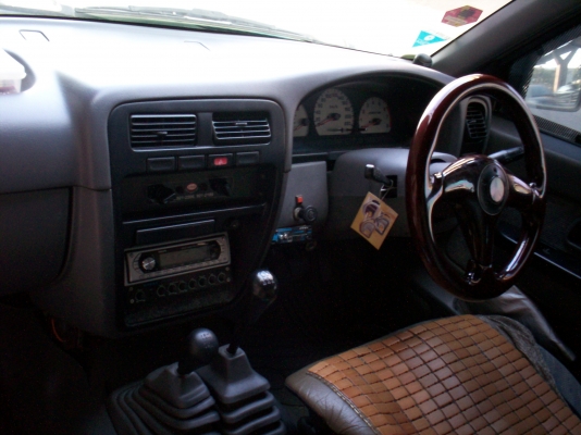 ขายรถกระบะนิสันฟรอนเทีย ปี99 แค็บ สีบรอนทอง เพาเวอร์กระจกไฟฟ้า แต่งเป็นเทอราโน่ เครื่อง2.4 ติดแก๊สLPG วิทยุCDเพาเวอร์แอมป์ยกสูง หลังคอยสปริง มีเกียร์ขับ2ขับ4 หลังคาแครี่บอย แอร์หลัง TEL.0890671028