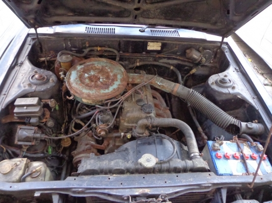 Toyota corona tt132 แม๊กกล้วย เครื่อง 1.8 ราคา 15,000 รถจอดนาน  เอกสารมี ภาษีขาด54