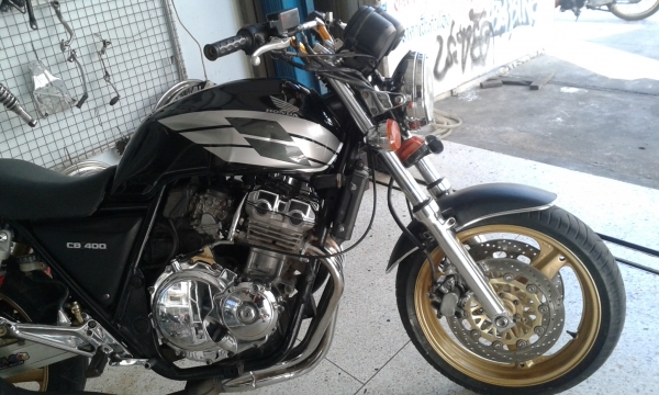 Honda CB 400 ปี 93 มีเล่มทะเบียน พร้อมชุดโอน