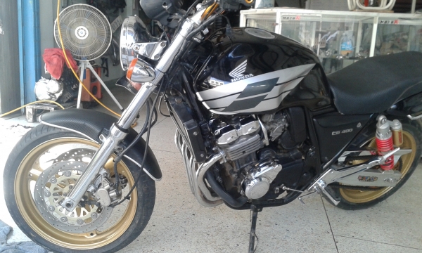 Honda CB 400 ปี 93 มีเล่มทะเบียน พร้อมชุดโอน