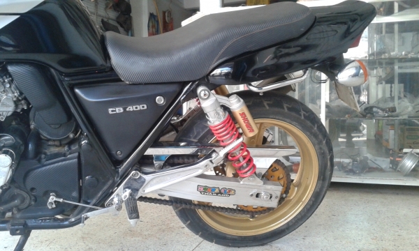 Honda CB 400 ปี 93 มีเล่มทะเบียน พร้อมชุดโอน