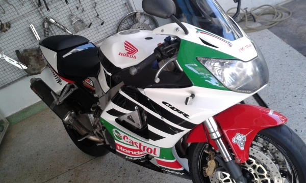 Honda CBR 929 ปี2001 หัวฉีด กุญแจชิป