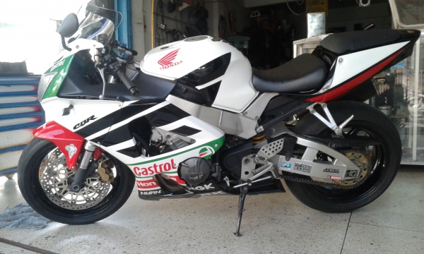 Honda CBR 929 ปี2001 หัวฉีด กุญแจชิป