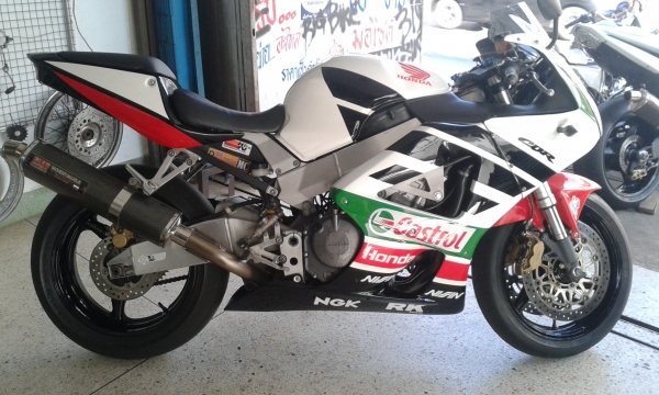 Honda CBR 929 ปี2001 หัวฉีด กุญแจชิป