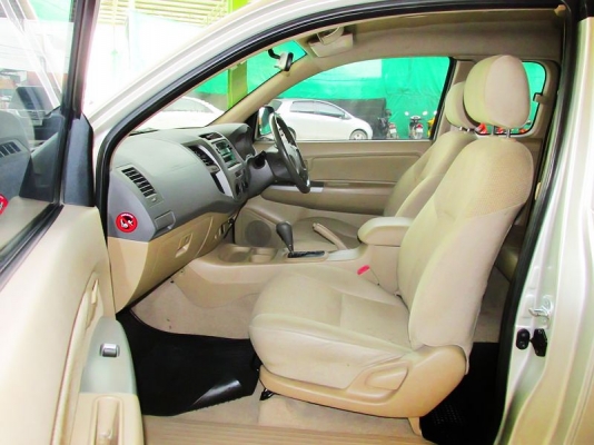 TOYOTA HILUX VIGO SMARTCAB  2.7 AT ปี 2010