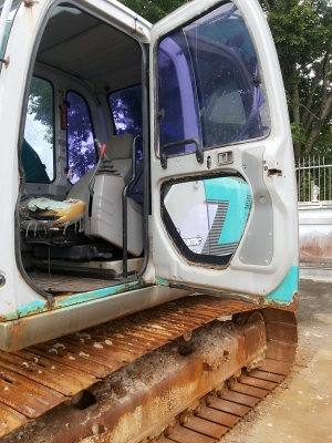 ขายแบคโฮ  kobelco mark 6  yn09  ราคาถูก ๆ สภาพพร้อมทำงาน