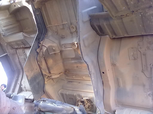 ขายหลง2เพลาTF527ปี44ออกห้างมือเดียวใช้น้อย