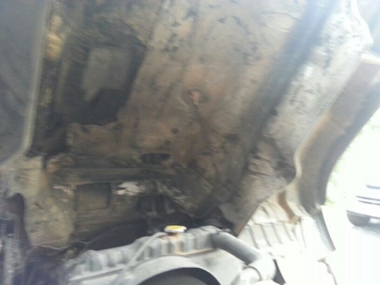 รถฮีโน่ 6 ล้อ รั้ว 195 แรงม้า. ( รถประกอบ. )  สนใจติดต่อ 081 - 6079515