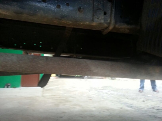 รถฮีโน่ 6 ล้อ รั้ว 195 แรงม้า. ( รถประกอบ. )  สนใจติดต่อ 081 - 6079515