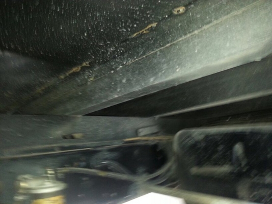 รถฮีโน่ 6 ล้อ รั้ว 195 แรงม้า. ( รถประกอบ. )  สนใจติดต่อ 081 - 6079515