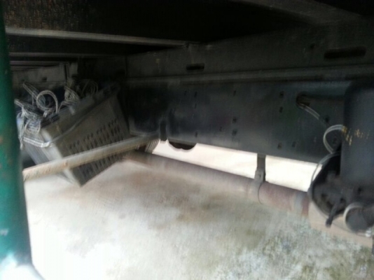 รถฮีโน่ 6 ล้อ รั้ว 195 แรงม้า. ( รถประกอบ. )  สนใจติดต่อ 081 - 6079515