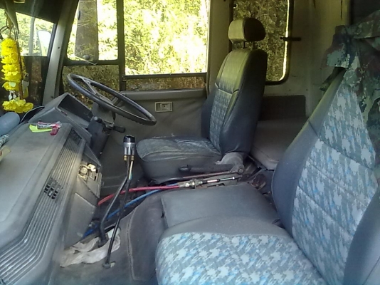 ขายหลง2เพลา FN527M -TDปี44ออกห้างมือเดียวใช้น้อย