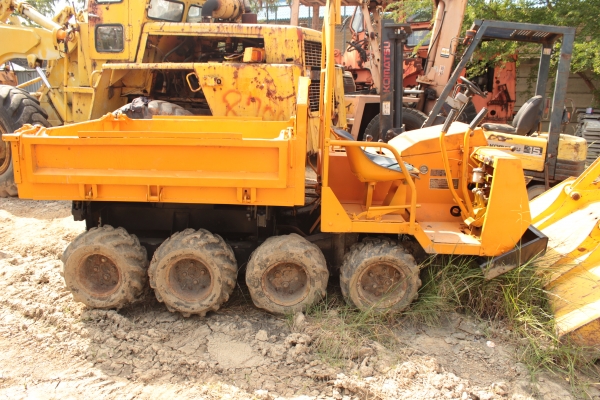 ขายดั้มเปอร์ล้อยางขับเคลื่อน8ล้อ MITSUBISHI มี2คัน ราคา 140,000บาท