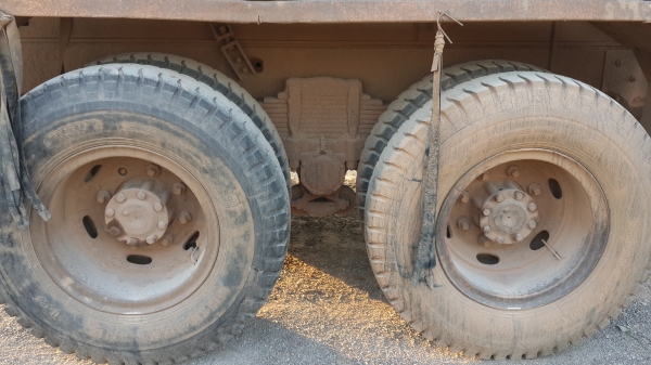 ขายด่วนไอ้หลงโบสองเพลาดั้มแม่ลูกสิบสปีดFN527MTF3800 แยกขายแม่ และลูกโทร0801515451