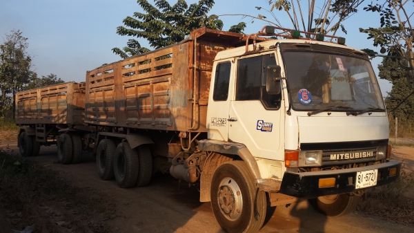 ขายด่วนไอ้หลงโบสองเพลาดั้มแม่ลูกสิบสปีดFN527MTF3800 แยกขายแม่ และลูกโทร0801515451