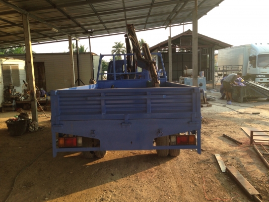 6ล้อติดเฮี๊ยบอีซูซุNKR 6ล้อติดเฮี๊ยบอีซูซุNKR