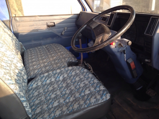 6ล้อติดเฮี๊ยบอีซูซุNKR 6ล้อติดเฮี๊ยบอีซูซุNKR