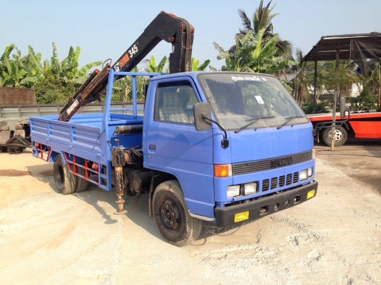 6ล้อติดเฮี๊ยบอีซูซุNKR 6ล้อติดเฮี๊ยบอีซูซุNKR