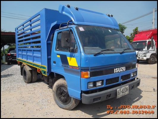 ขายด่วน รถบรรทุก 6 ล้อ ISUZU NPR 120 แรง ดั้มเกษตร รถสภาพเดิมๆ สวย พร้อมใช้งาน