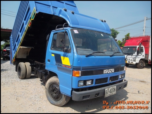 ขายด่วน รถบรรทุก 6 ล้อ ISUZU NPR 120 แรง ดั้มเกษตร รถสภาพเดิมๆ สวย พร้อมใช้งาน