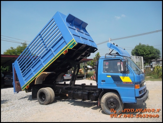 ขายด่วน รถบรรทุก 6 ล้อ ISUZU NPR 120 แรง ดั้มเกษตร รถสภาพเดิมๆ สวย พร้อมใช้งาน