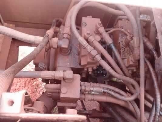 รถแบคโฮ KOMATSU PC 100 - 5  สนใจติดต่อ 081 - 6079515