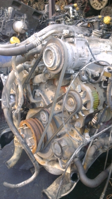 เครื่องยนต์ HIno P11C TD 330แรงม้า เก่านอก แท้ๆ เดิมๆ เครื่องยนต์ HIno P11C TD 330แรงม้า เก่านอก แท้ๆ เดิมๆ