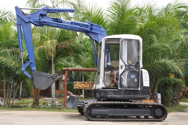 ขายแบคโฮMITSUBISHI MM55SR-2 รุ่นใหม่ สภาพสวยเดิมจากญี่ปุ่นยังไม่เคยใช้ในไทย 350,000เท่านั้น!!