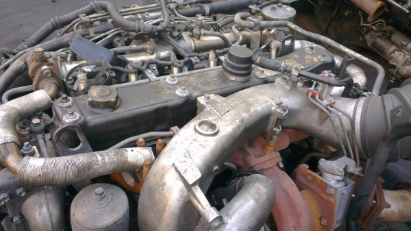 เครื่องยนต์นอก 6SD turbo inter รุ่นใหม่ ฝาดำ 340แรง เครื่องยนต์นอก 6SD turbo inter รุ่นใหม่ ฝาดำ 340แรง