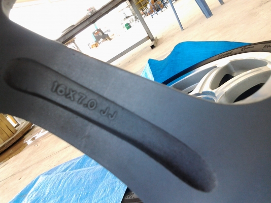 ล้อแม็ก 16 "  4รู100 4รู114