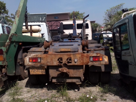 ขายรถบรรทุก10ล้อหัวคัสซีเครื่อง270แรง 2เพลาถูกๆ ขายรถบรรทุก10ล้อหัวคัสซีเครื่อง270แรง 2เพลาถูกๆ