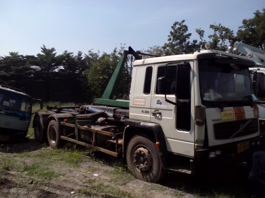 ขายรถบรรทุก10ล้อหัวคัสซีเครื่อง270แรง 2เพลาถูกๆ ขายรถบรรทุก10ล้อหัวคัสซีเครื่อง270แรง 2เพลาถูกๆ