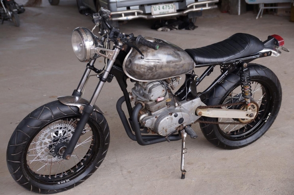 ขาย HONDA CM 185 เครื่อง 2 สูบ CD 125 ทะเบียนโครง เครื่องออกใบซื้อขายให้ครับ รถพร้อมใช้ สภาพตามรูป ครับ ขาย HONDA CM 185 เครื่อง 2 สูบ CD 125 ทะเบียนโครง เครื่องออกใบซื้อขายให้ครับ รถพร้อมใช้ สภาพตามรูป ครับ